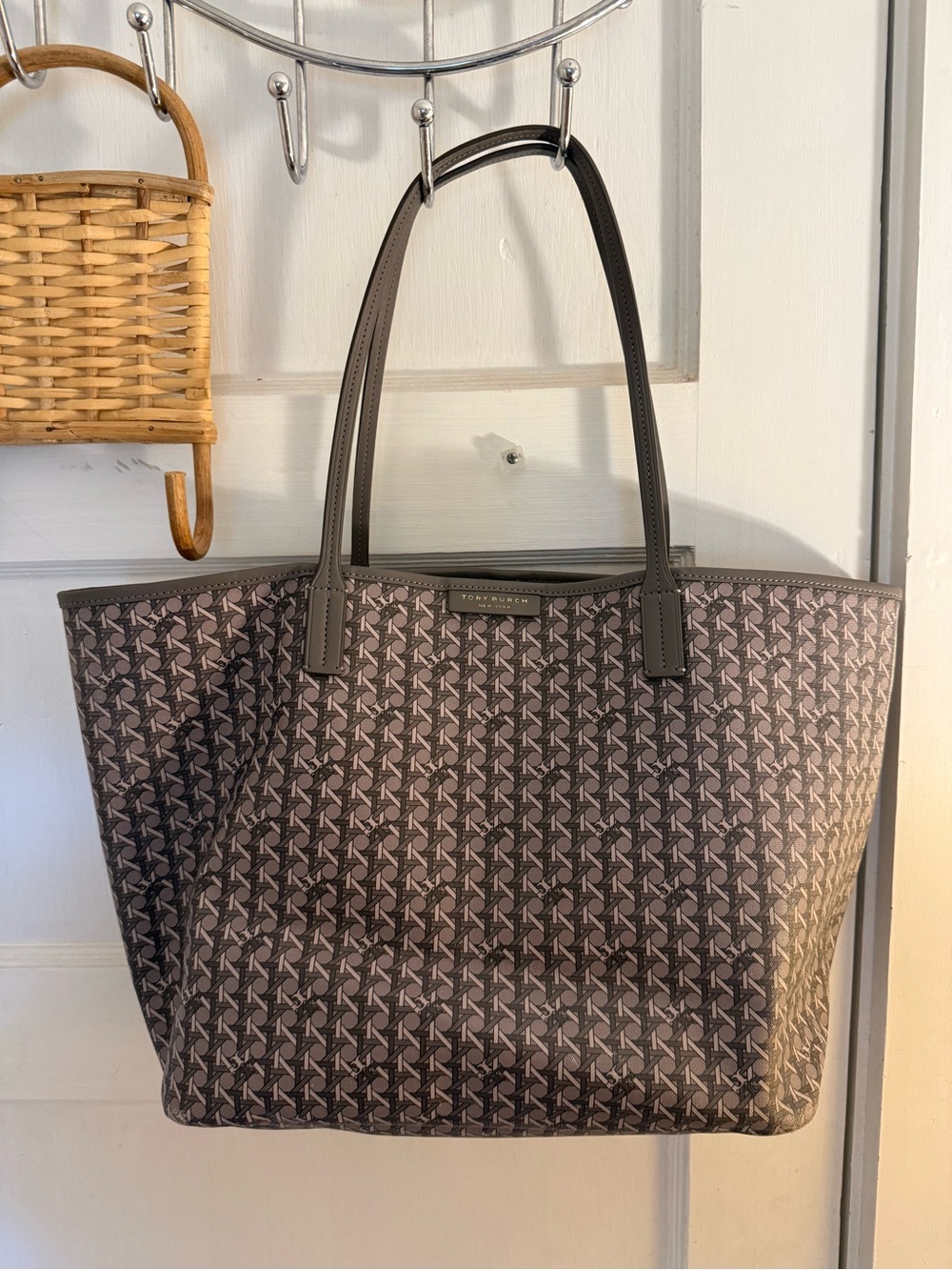 Tory Burch Ever-Ready Zip Tote